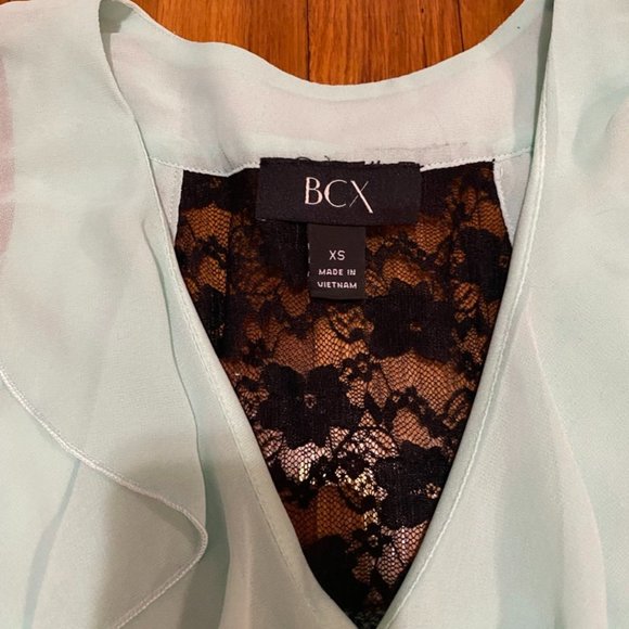 LAST CHANCE - BCX Mint Sleeveless Top Lace Back XS - Picture 4 of 6